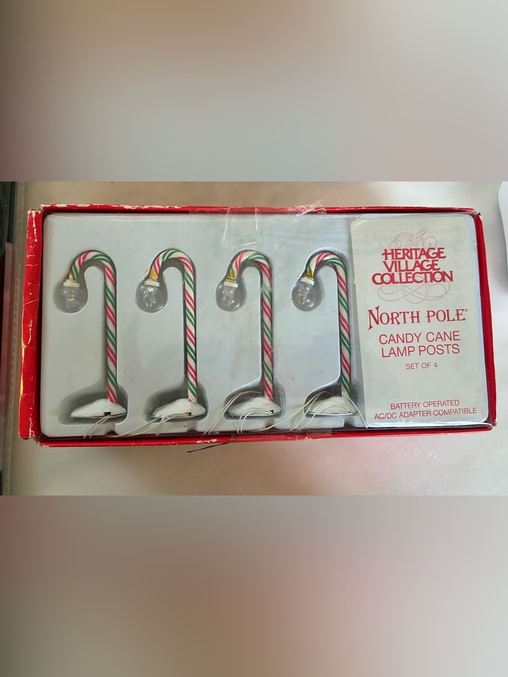 Department 56 heritage village collection North Pole candy cane lamp posts r